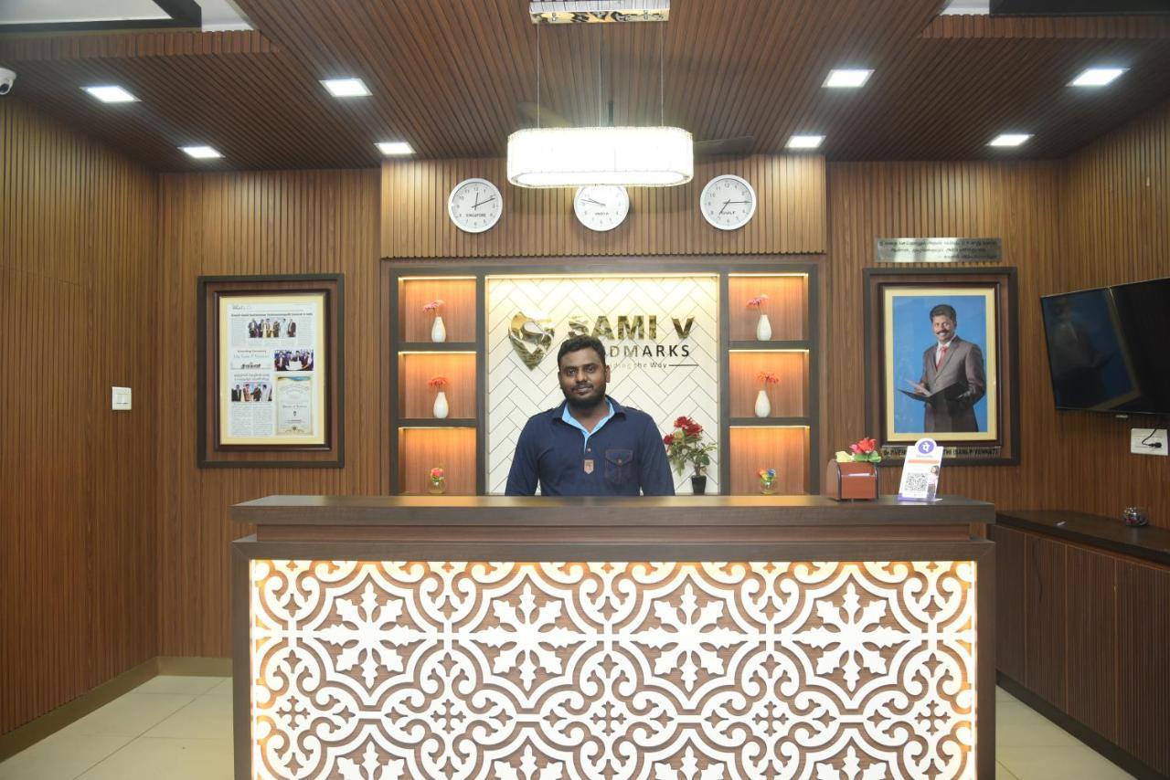 Hotel Sami V Landmarks Arantangi Bagian luar foto